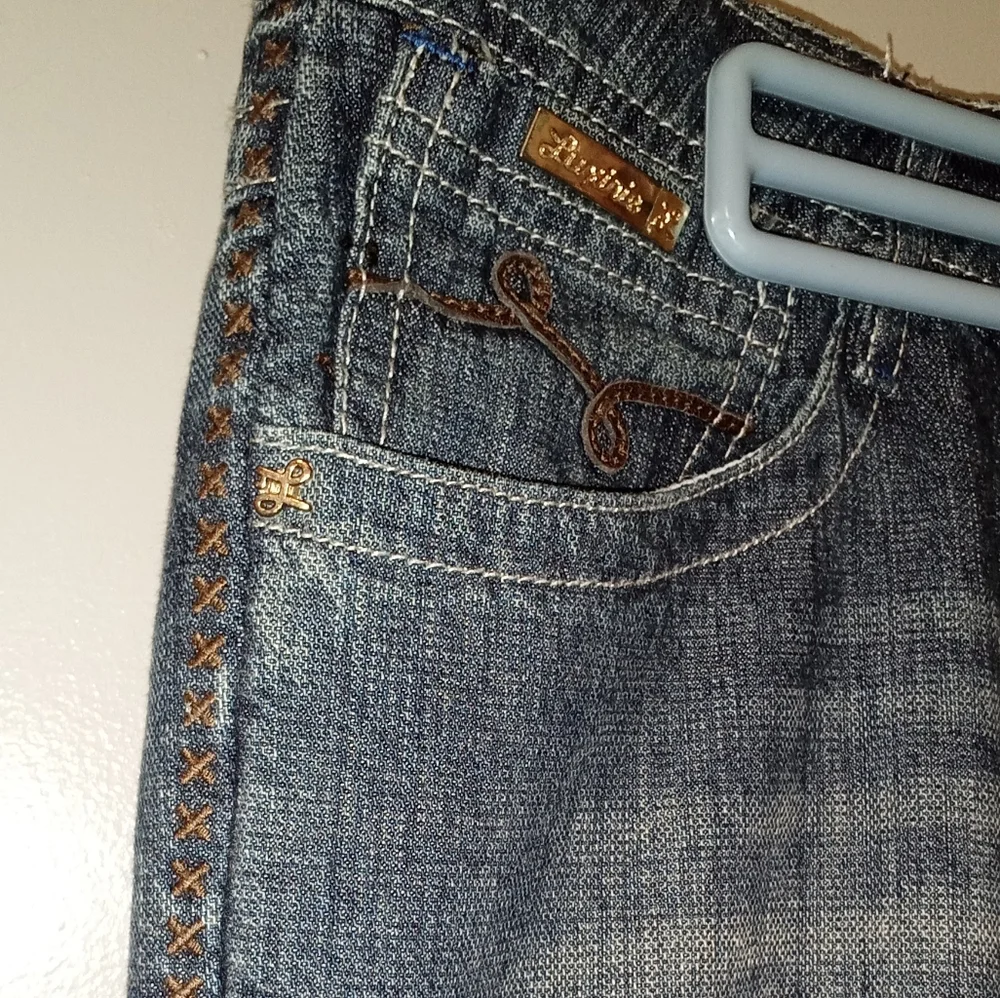 Low Rise Jean With Adjustable Length - Picture 4 of 5